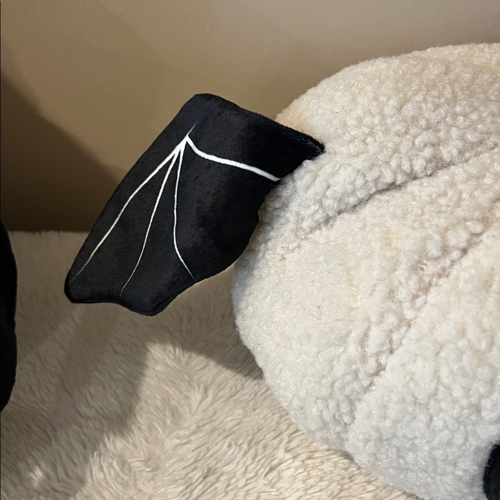 3 Halloween Fall White Black Sherpa Plush Pumpkin Bat Pillow - Picture 4 of 7